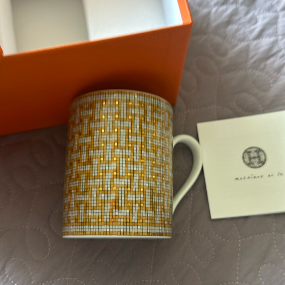 Hermes mug